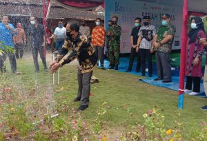 EMCL Penuhi Kebutuhan Air Bersih Warga Sumurpandan