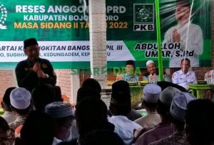 Reses Ketua DPRD Bojonegoro Disambut Antusius Warga Desa Panunggalan ditengah Guyuran Hujan
