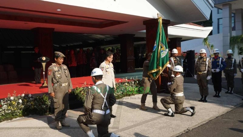 Kirab Pataka Jer Basuki Mawa Beya, Pj. Bupati Bojonegoro: Siap Sukseskan Hari Jadi Jawa Timur
