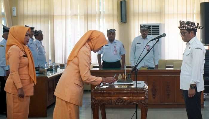 Cantika Wahono Sampaikan Peningkatan Keterampilan Digital dan Finansial pada Pengukuhan DWP Bojonegoro