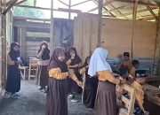 Viral Sekolah Berdinding Kayu di Bojonegoro: Publik Geram, Pertanyakan Ironi Daerah Kaya Migas Tapi Pendidikan Tertinggal