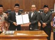 DPRD Bojonegoro Ketok Palu Perda APBD 2026 dan Dana Abadi Pendidikan