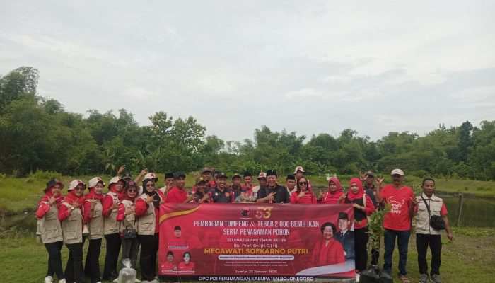 PDI Perjuangan Bojonegoro Rayakan HUT ke-53 dan Ultah Megawati dengan Aksi Peduli Lingkungan